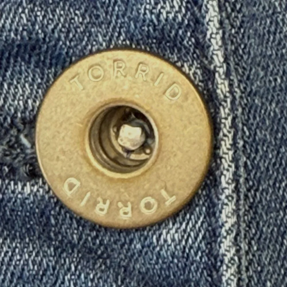 Torrid Crop Jacket Denim Women +3 Medium Wash Blue - Picture 7 of 8